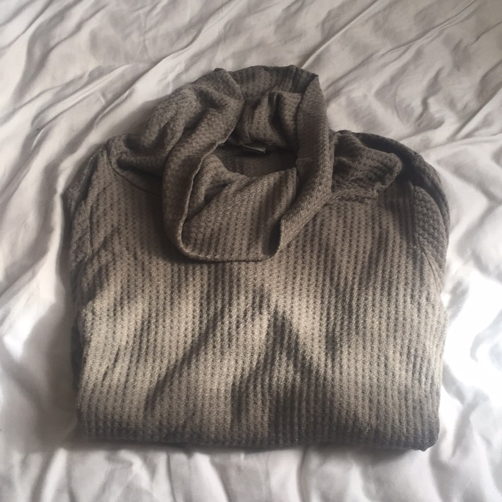 Paper Crane Cowl Neck Olive Green Sweater in S